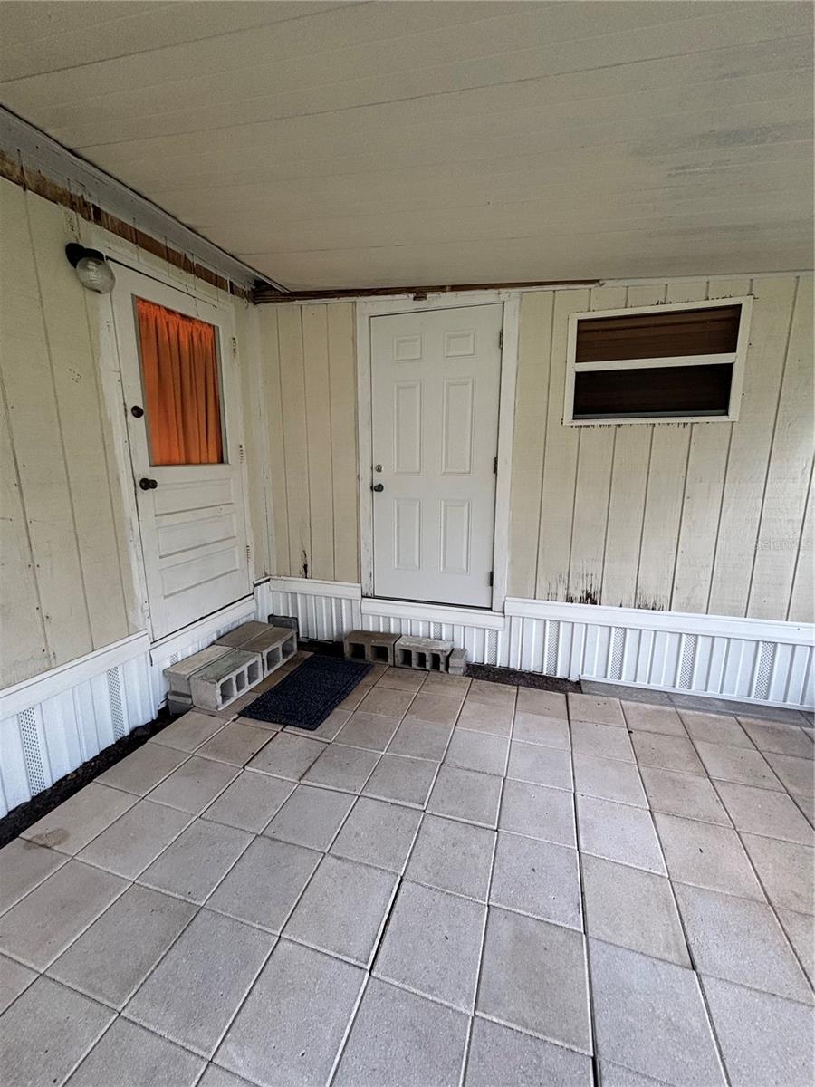 Image 7 of 20 For 1811 Beachway Lane