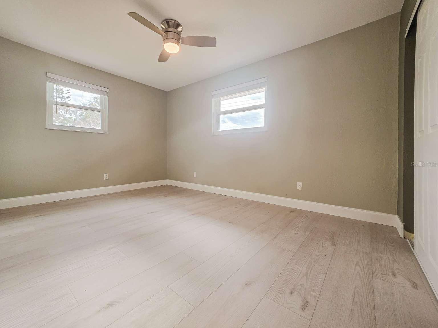 Image 12 of 25 For 2601 Peninsula Drive