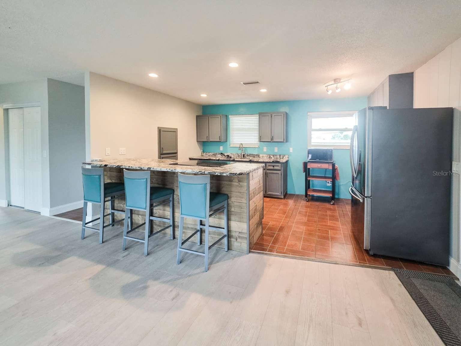 Image 16 of 25 For 2601 Peninsula Drive