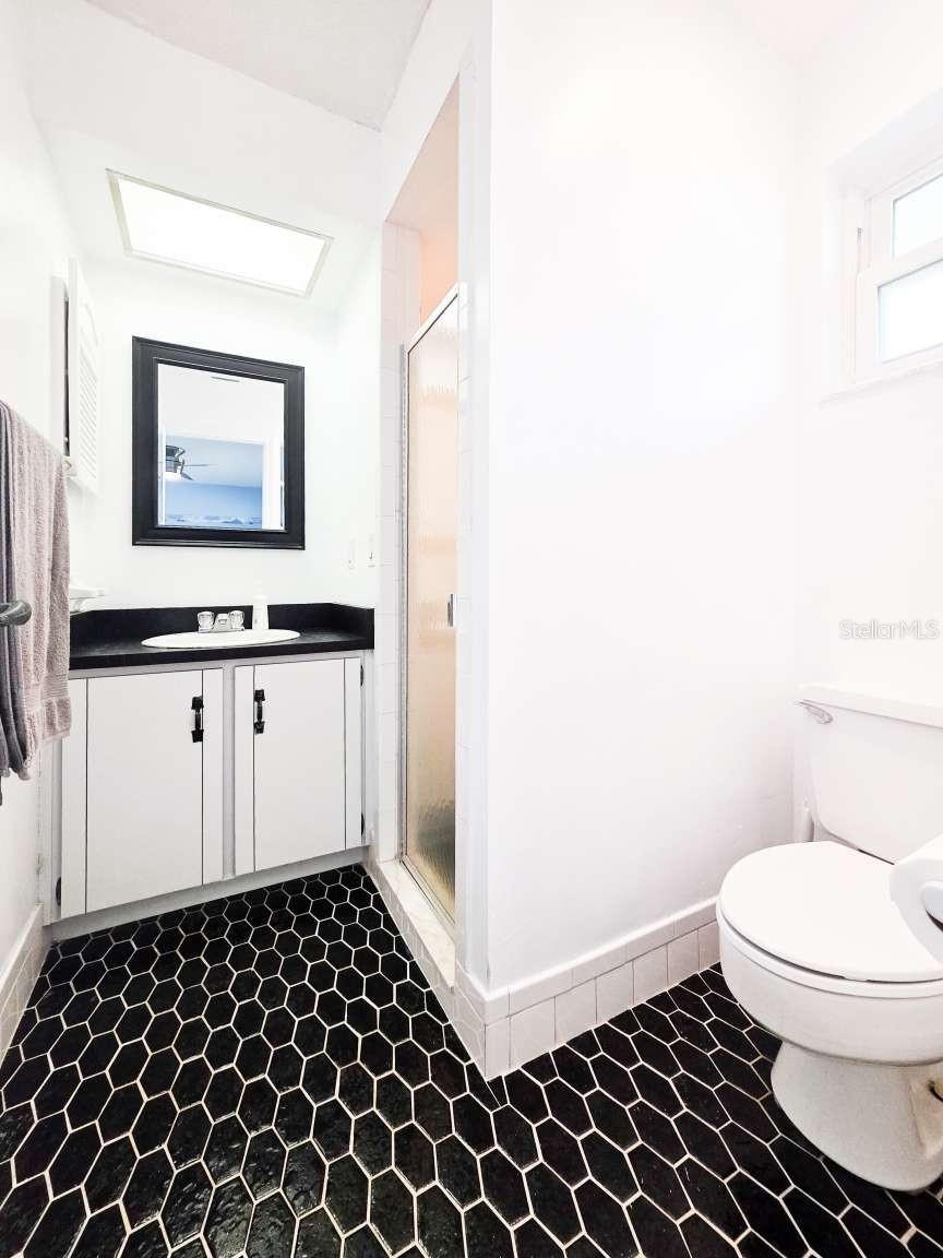 Image 5 of 25 For 2601 Peninsula Drive