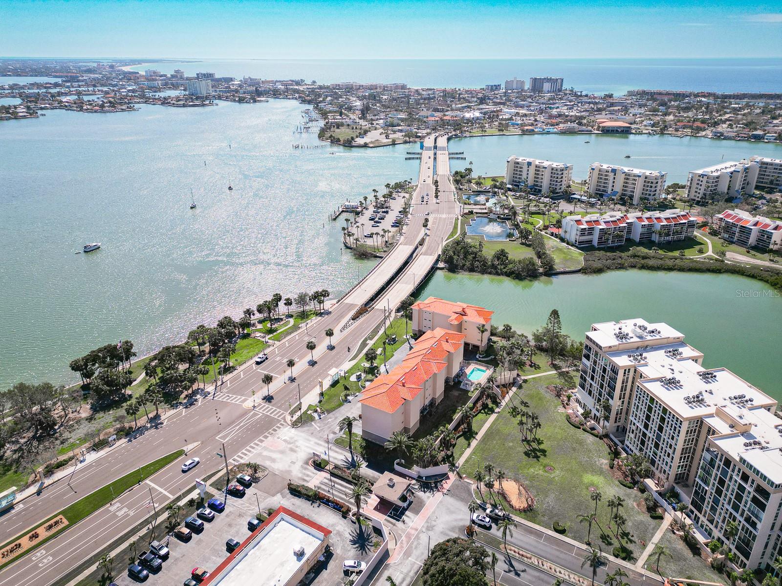 Image 3 of 16 For 7910 Sun Island Drive S 101