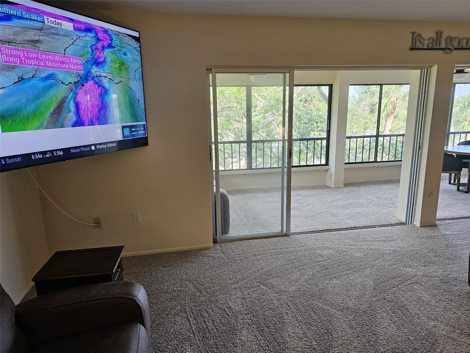 Image 16 of 93 For 225 Hourglass Way 303