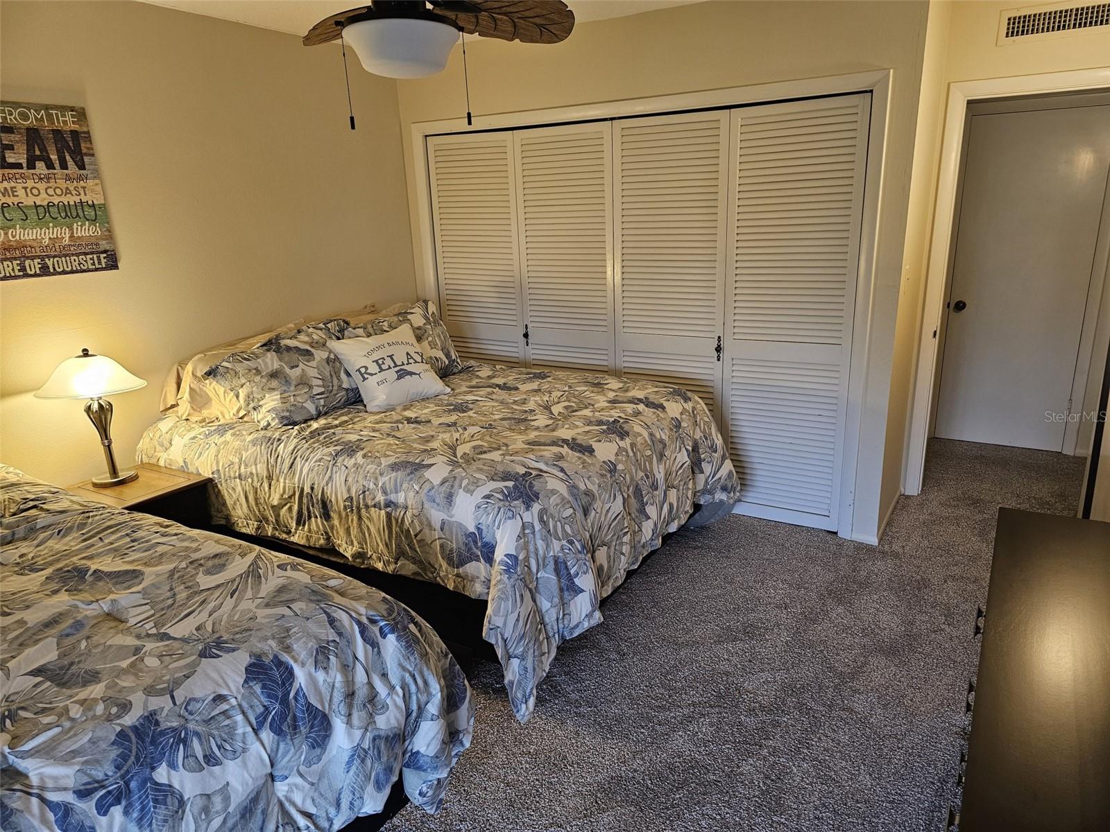 Image 32 of 93 For 225 Hourglass Way 303