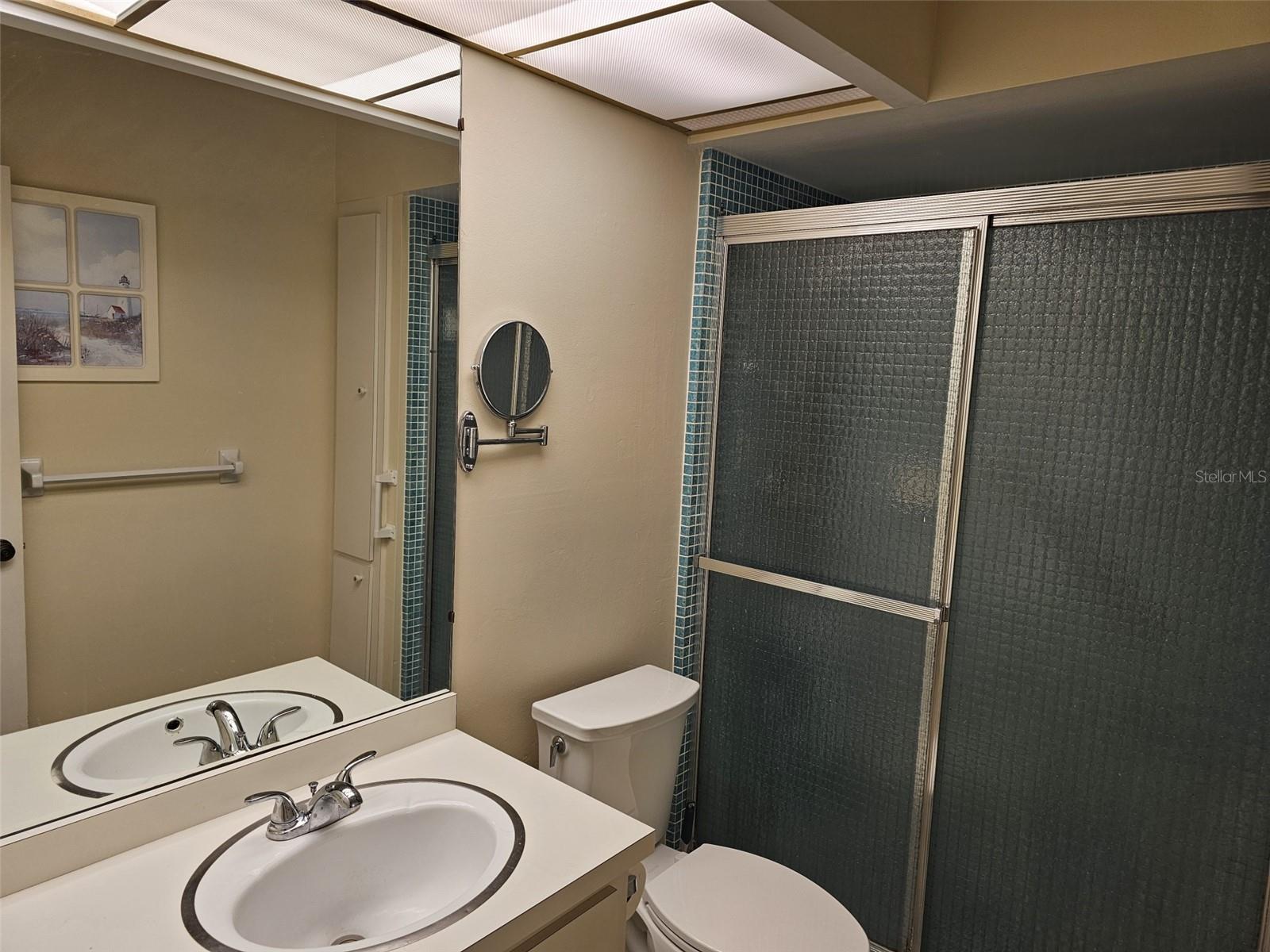 Image 39 of 93 For 225 Hourglass Way 303