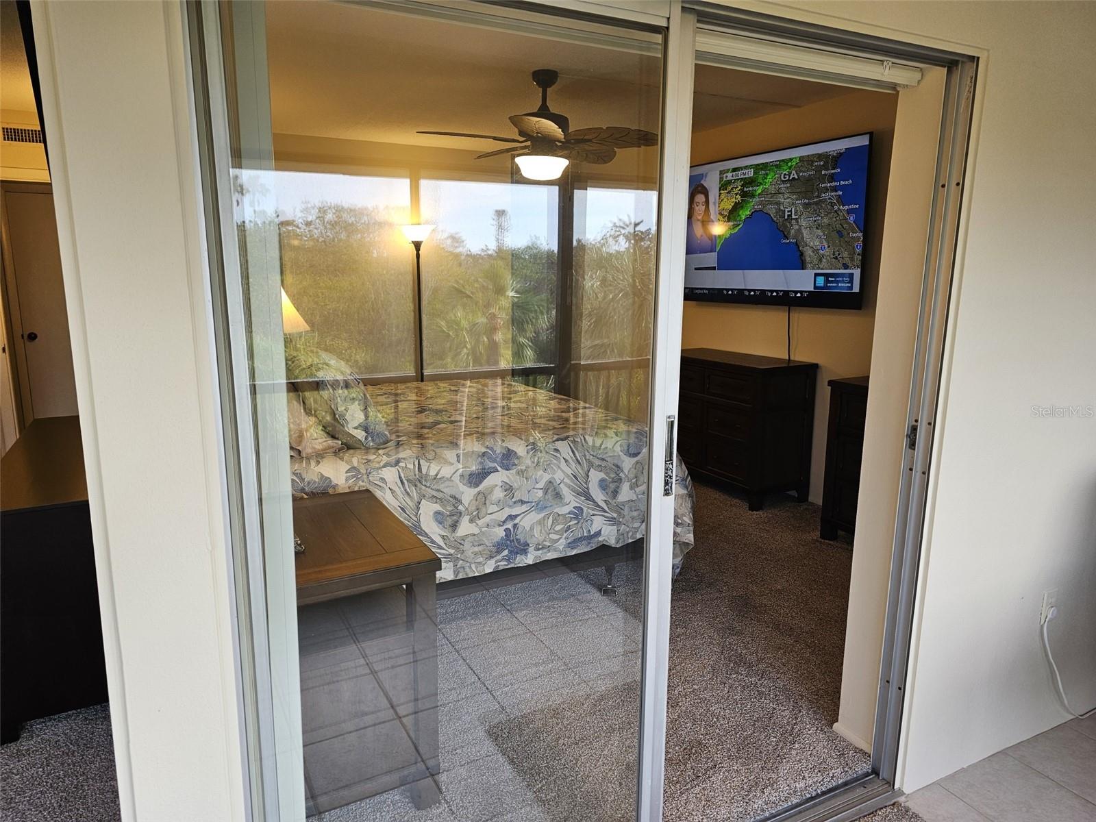 Image 48 of 93 For 225 Hourglass Way 303