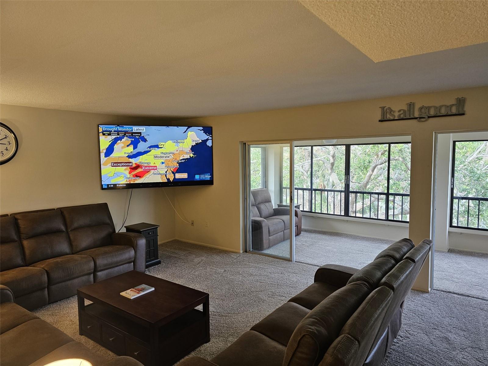 Image 63 of 93 For 225 Hourglass Way 303