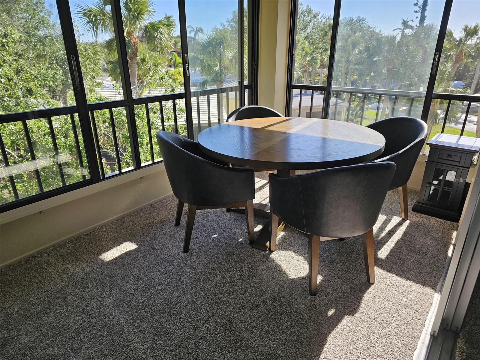 Image 76 of 93 For 225 Hourglass Way 303