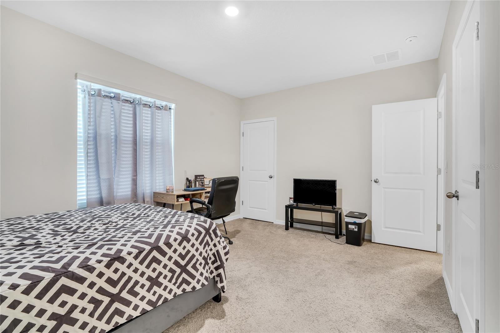 Image 16 of 28 For 11175 Crescent Deer Drive