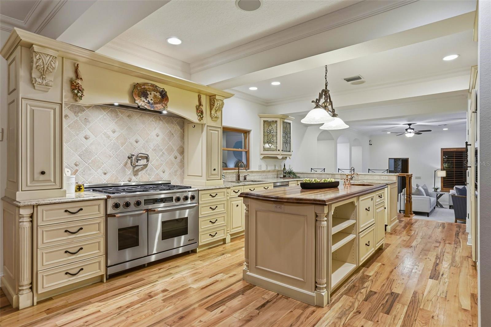 Image 22 of 89 For 6755 30th Street S