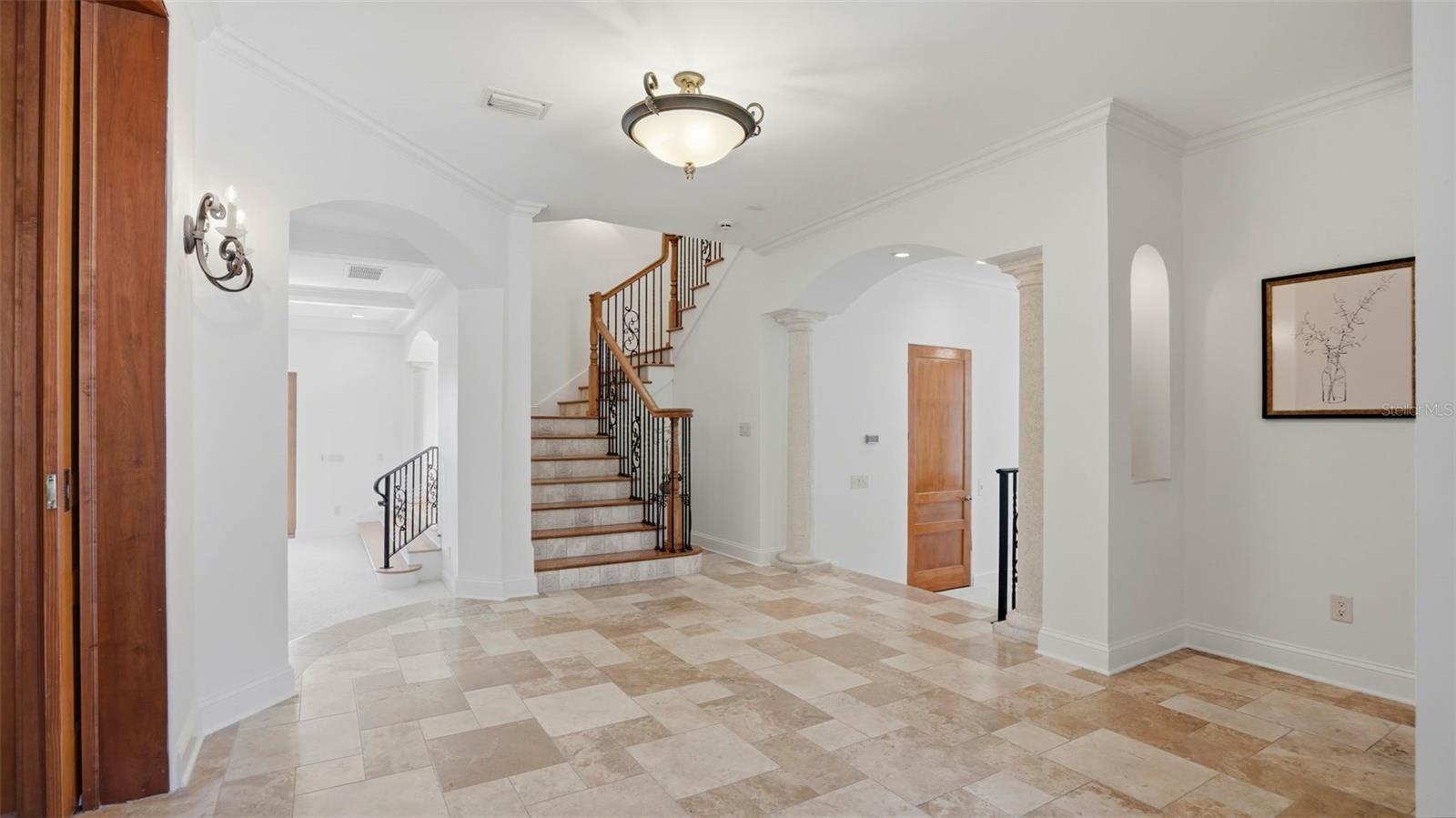 Image 38 of 89 For 6755 30th Street S