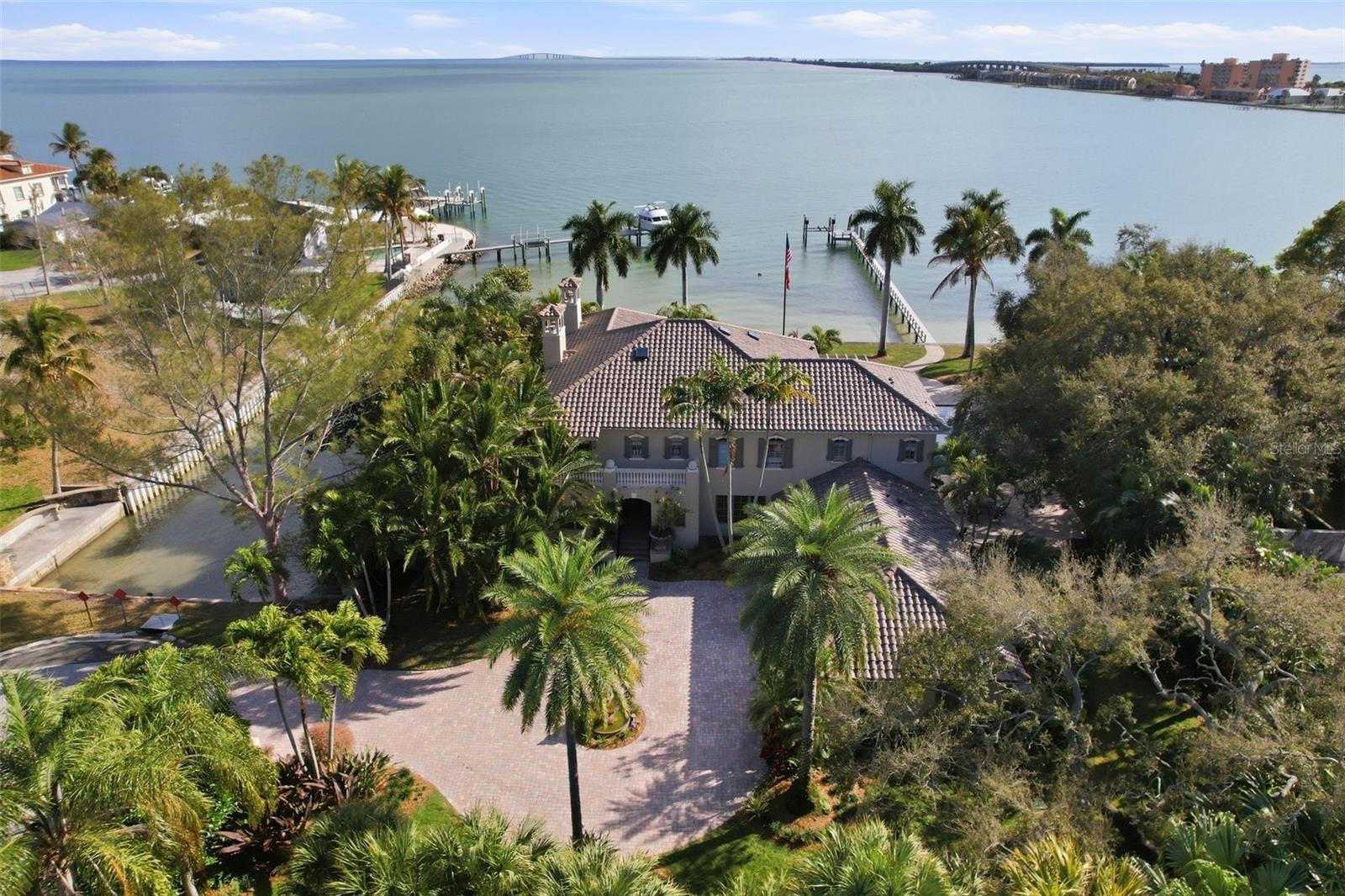 Image 8 of 89 For 6755 30th Street S