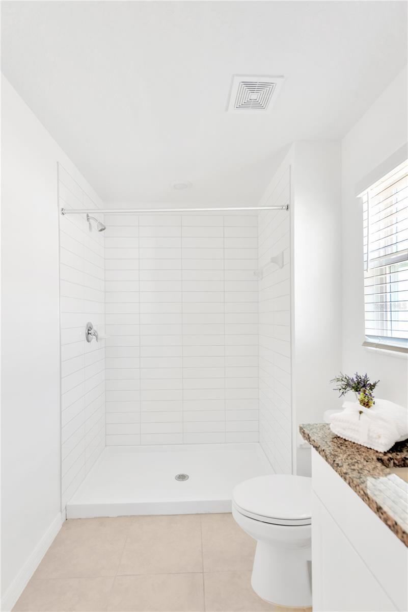 Image 34 of 60 For 6032 Shiner Street