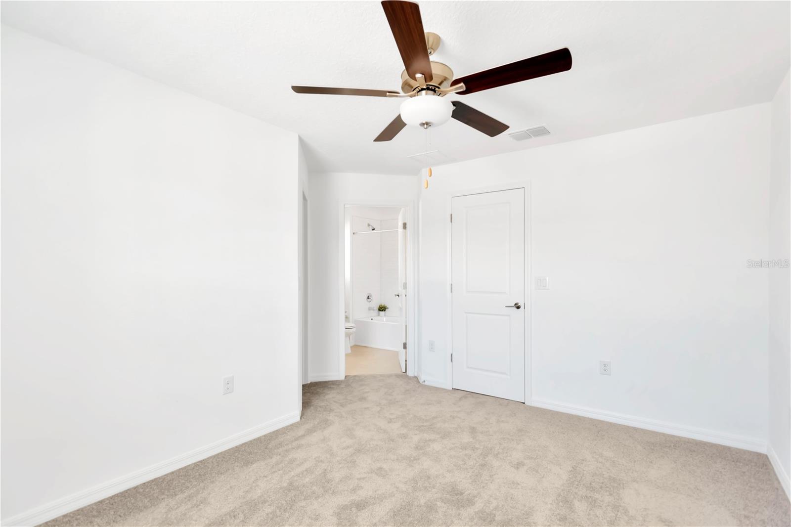 Image 45 of 60 For 6032 Shiner Street