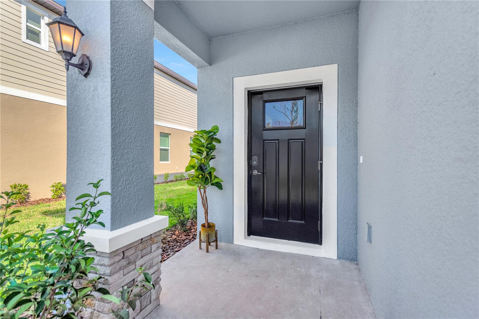 Image 8 of 60 For 6032 Shiner Street