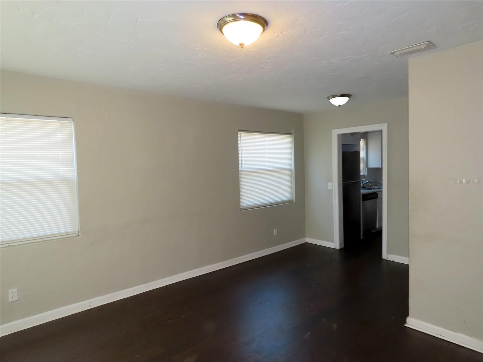 Image 12 of 30 For 4841 Emerson Avenue S