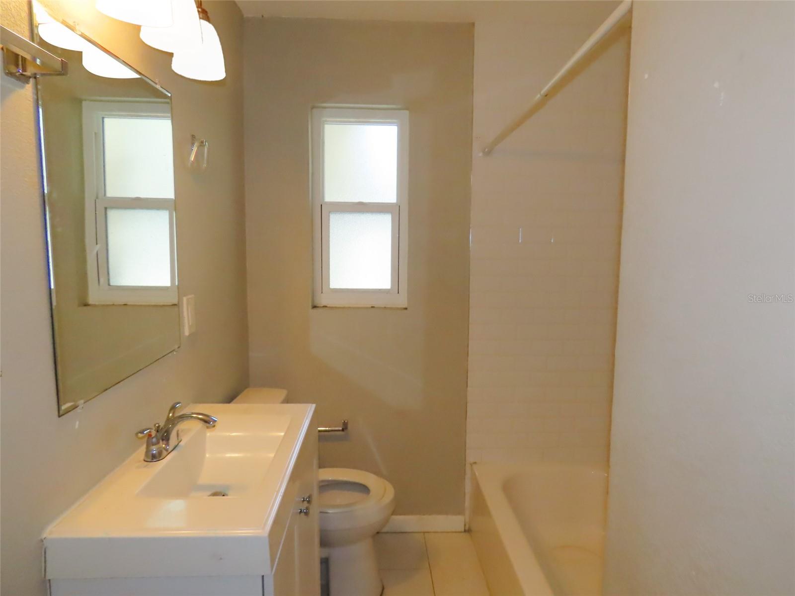 Image 19 of 30 For 4841 Emerson Avenue S