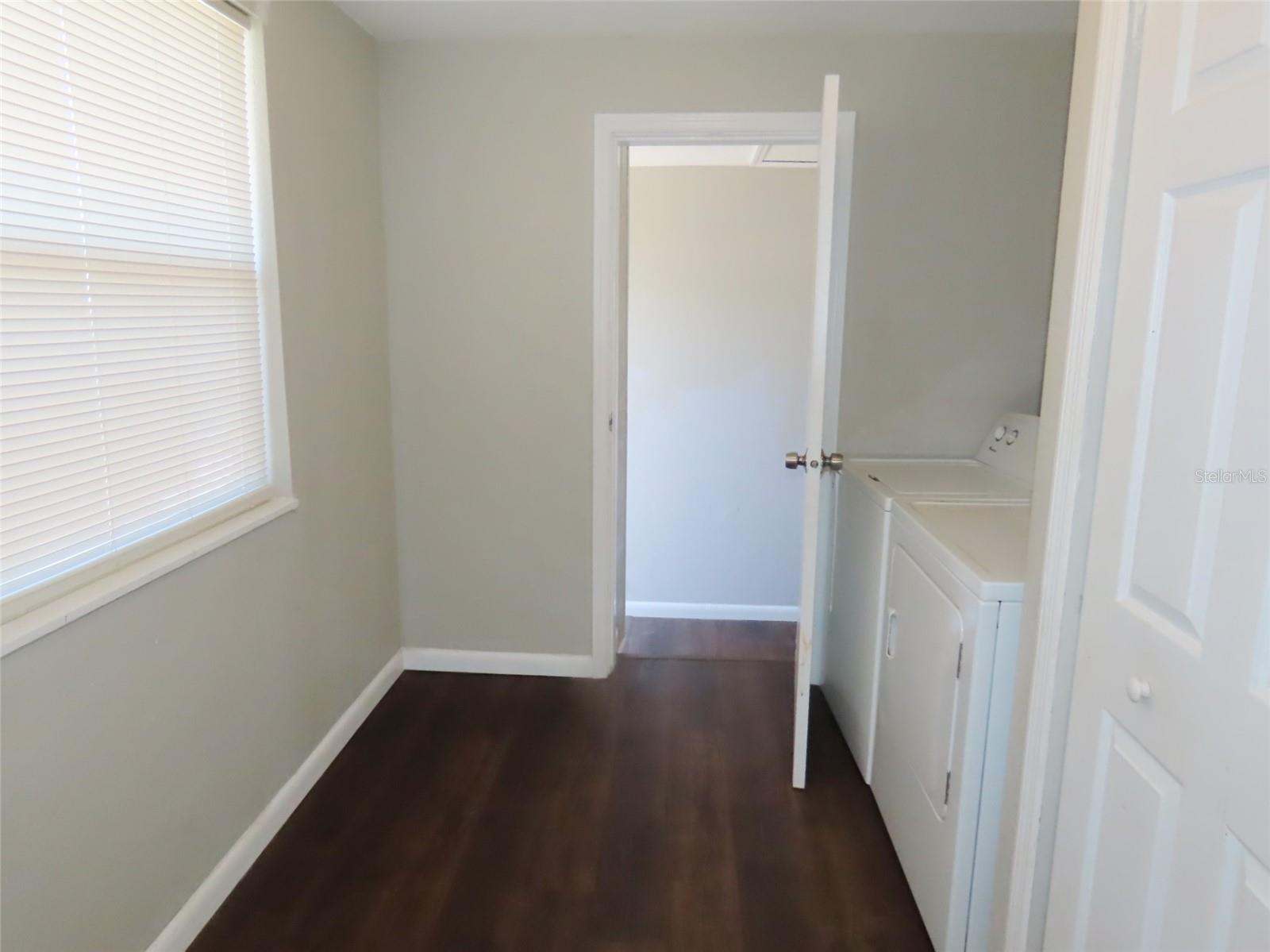 Image 24 of 30 For 4841 Emerson Avenue S