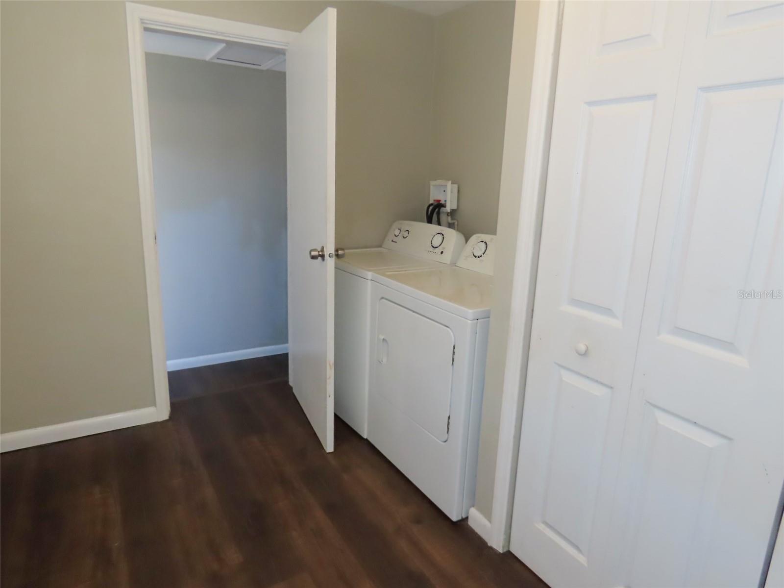 Image 25 of 30 For 4841 Emerson Avenue S