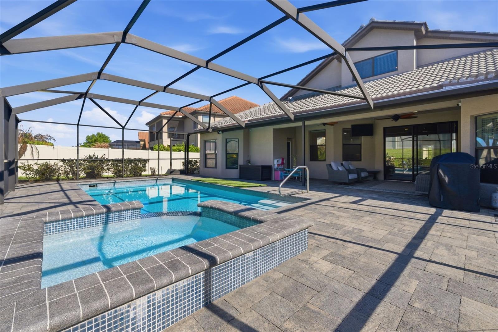 Image 17 of 63 For 1844 Via Lago Drive