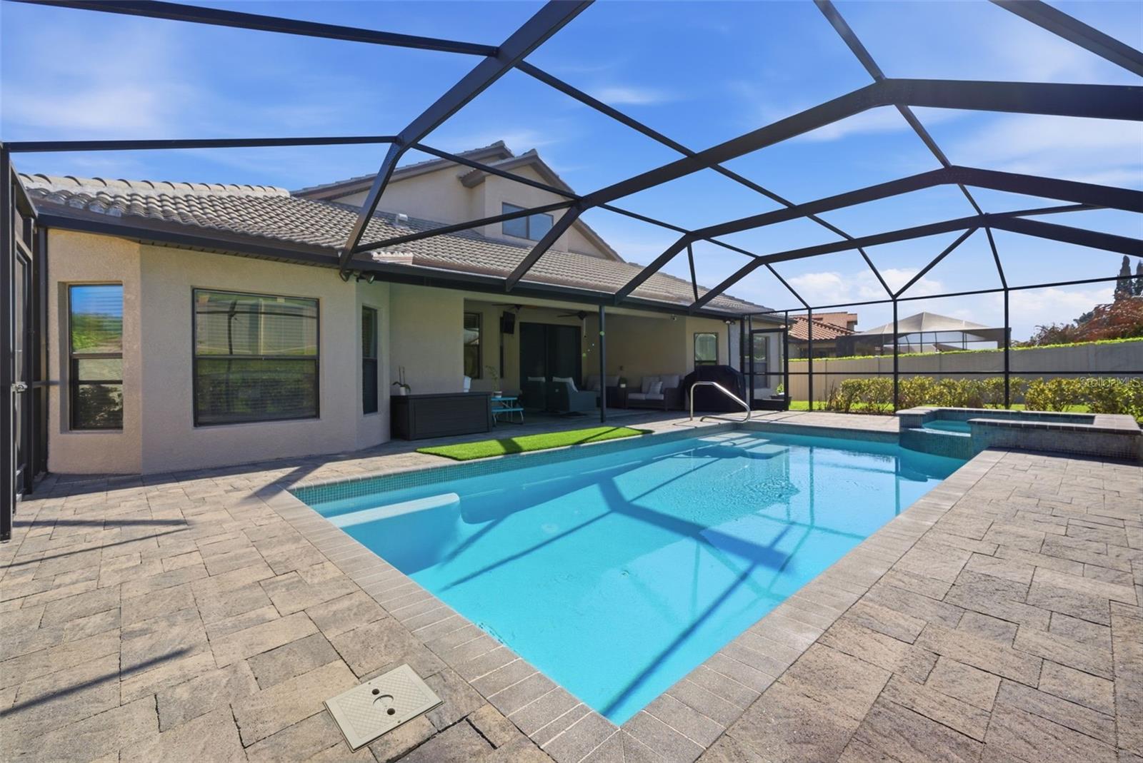 Image 18 of 63 For 1844 Via Lago Drive