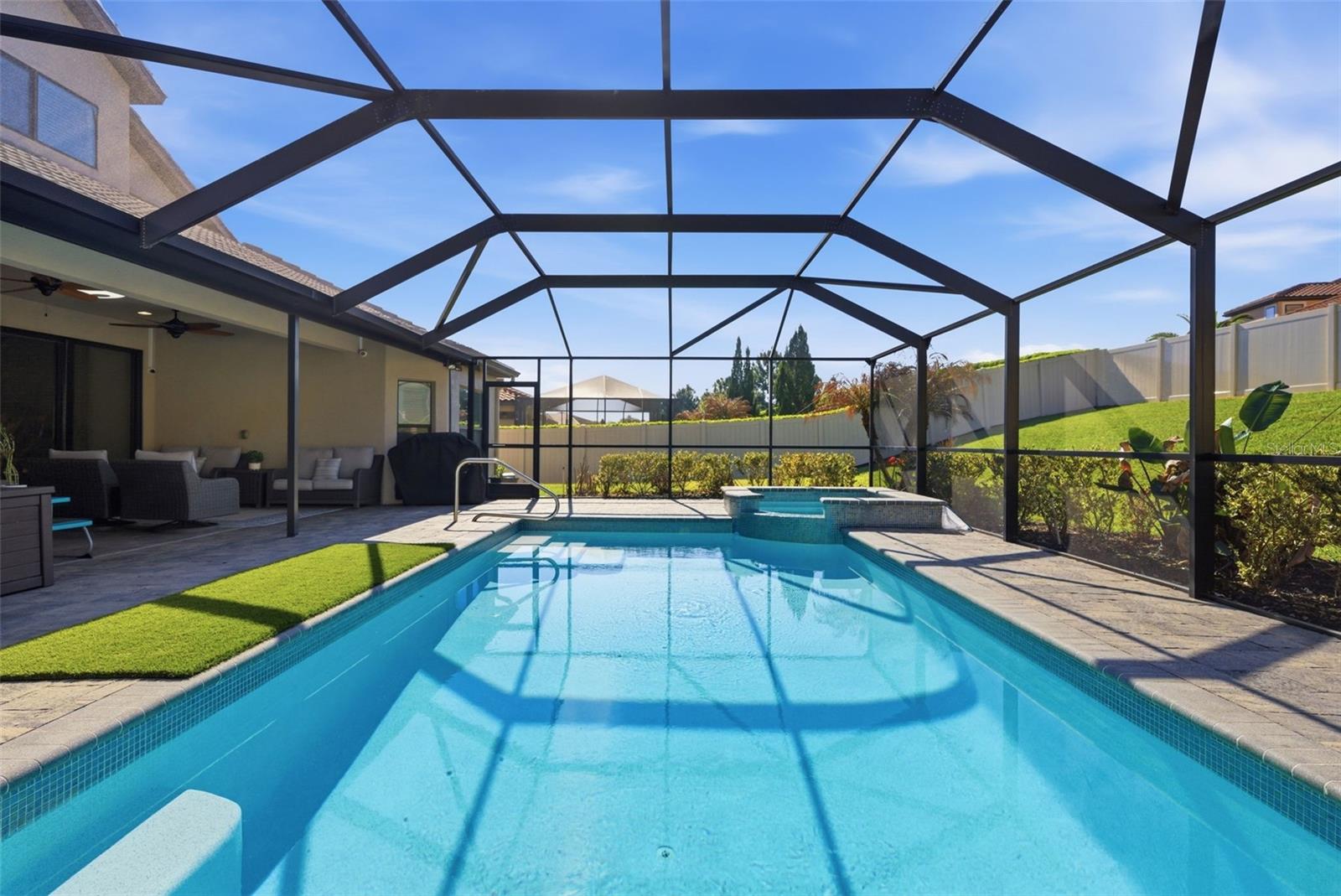 Image 20 of 63 For 1844 Via Lago Drive