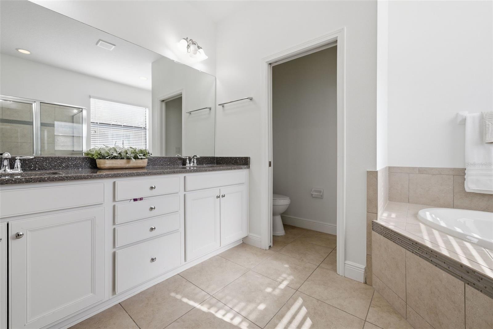 Image 29 of 63 For 1844 Via Lago Drive