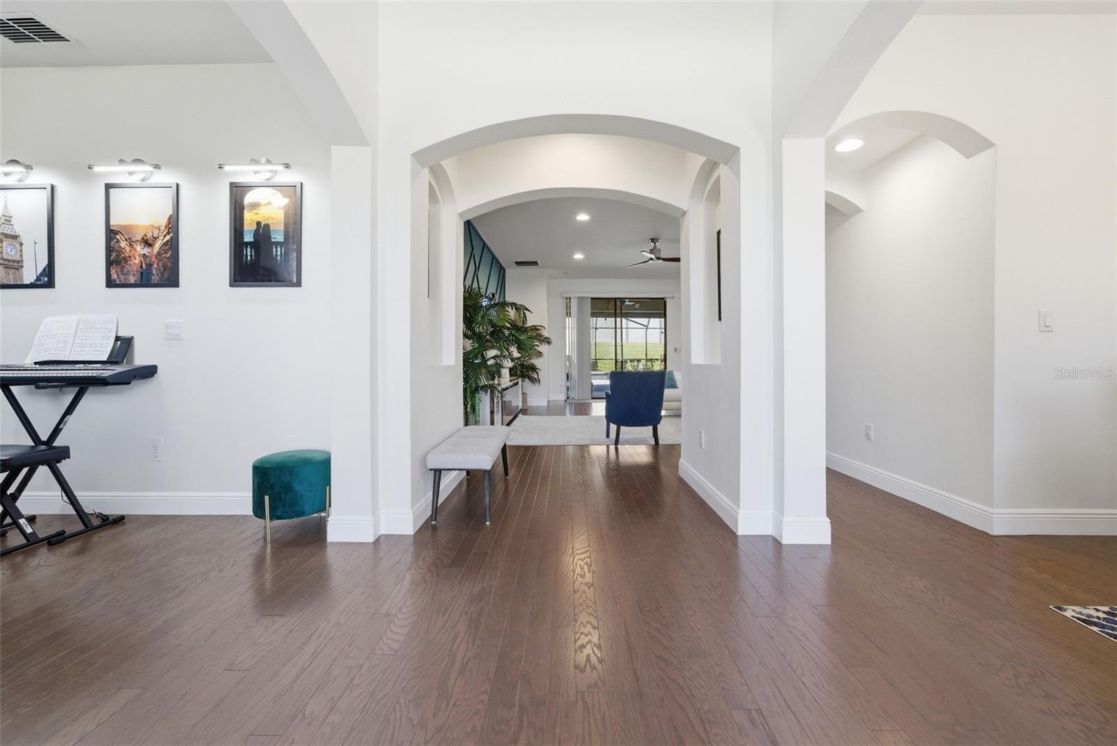 Image 6 of 63 For 1844 Via Lago Drive