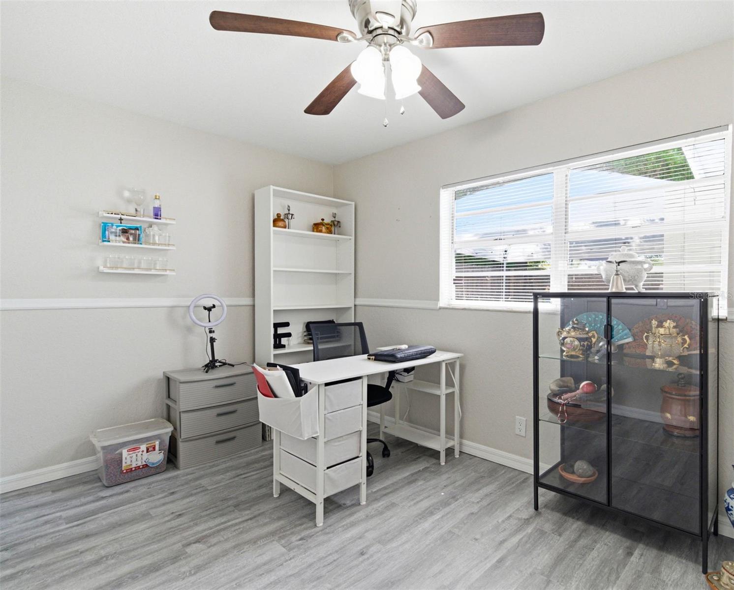 Image 16 of 33 For 6401 Hale Avenue