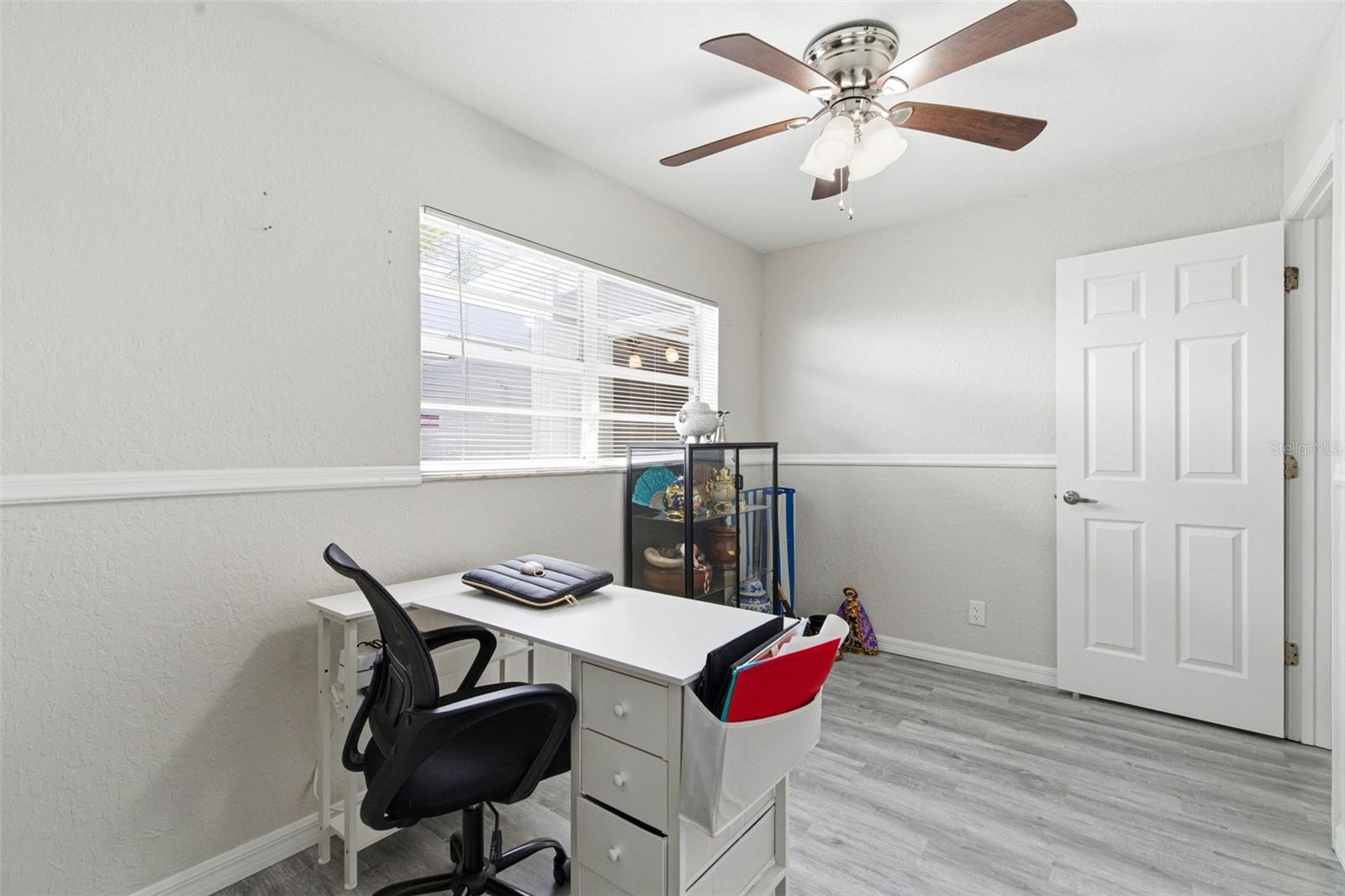 Image 17 of 33 For 6401 Hale Avenue