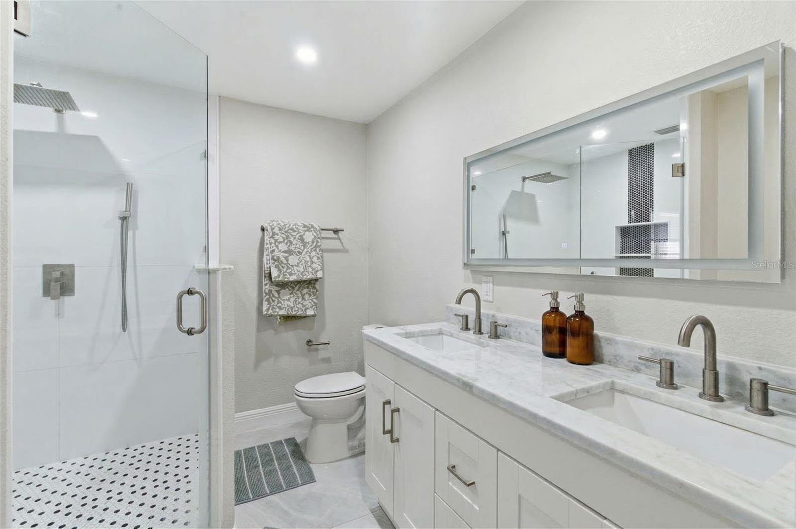 Image 20 of 33 For 6401 Hale Avenue