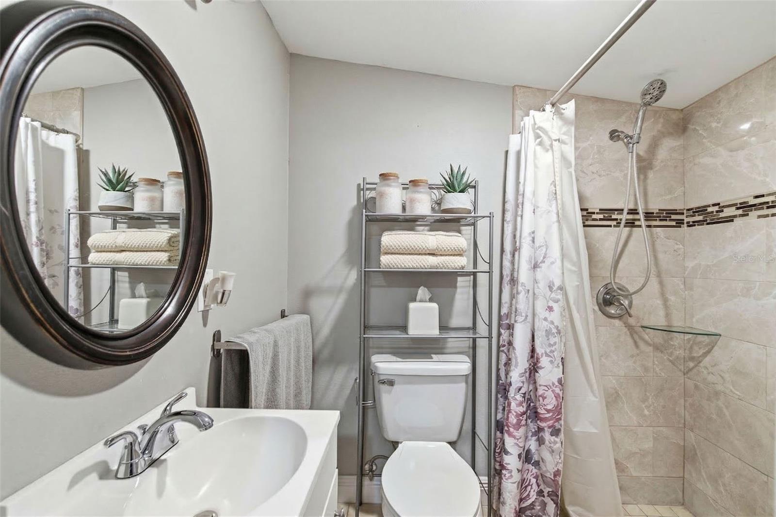 Image 30 of 33 For 6401 Hale Avenue