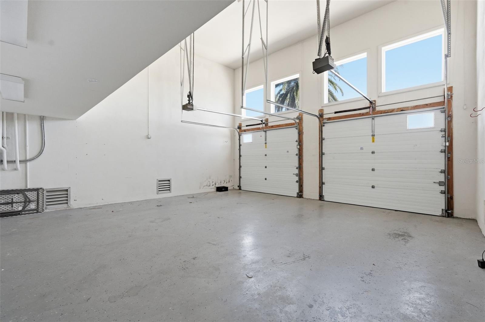 Image 13 of 84 For 42 Midway Island