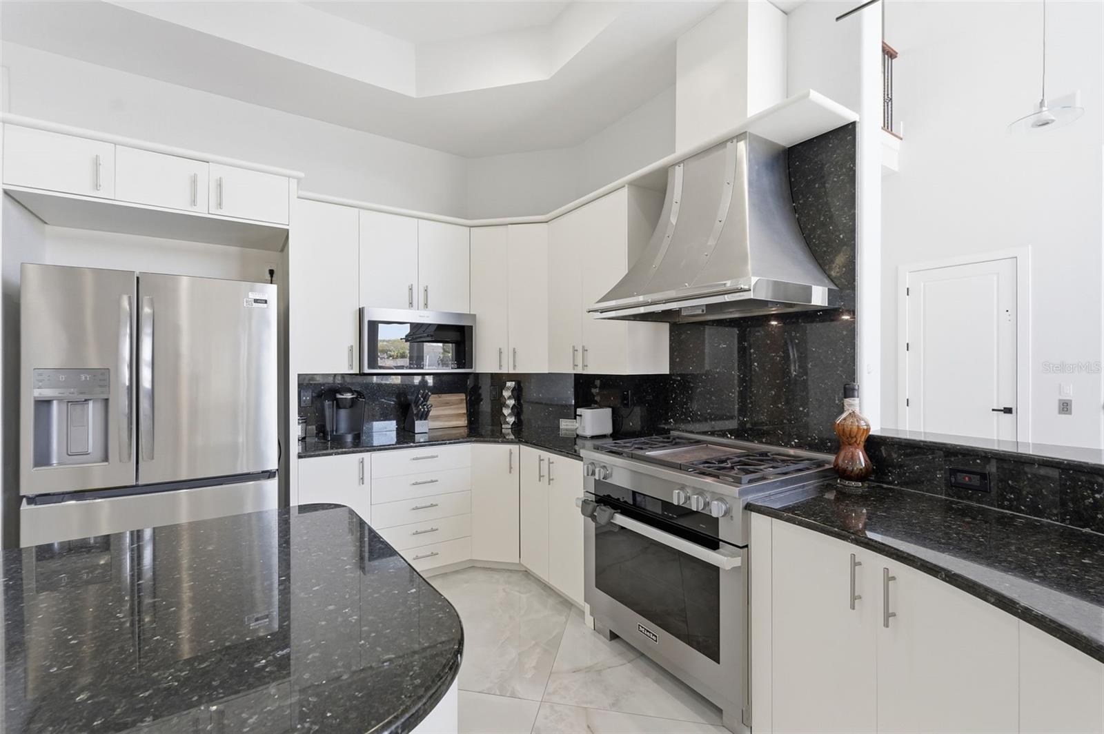 Image 22 of 84 For 42 Midway Island