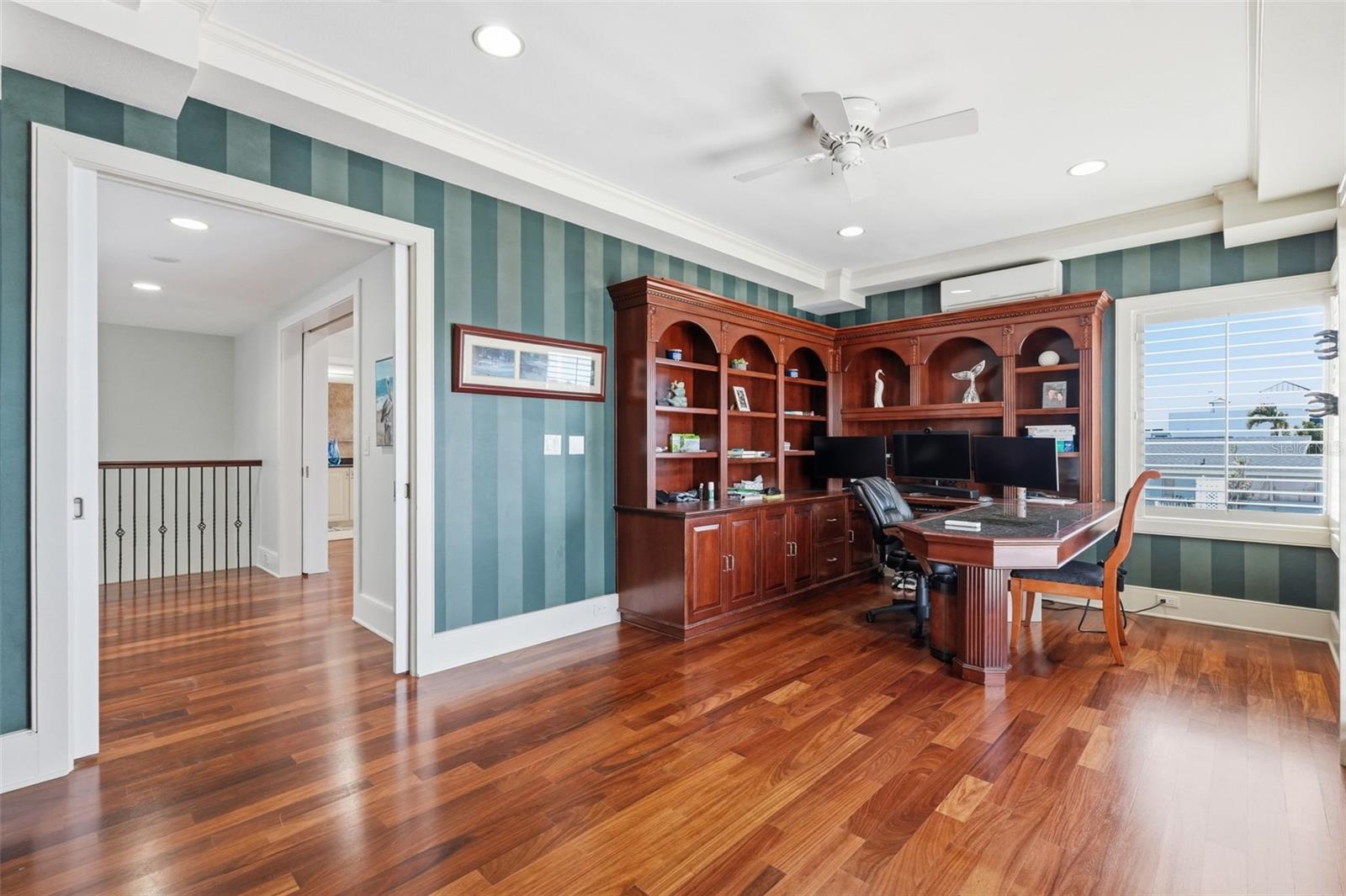 Image 80 of 84 For 42 Midway Island