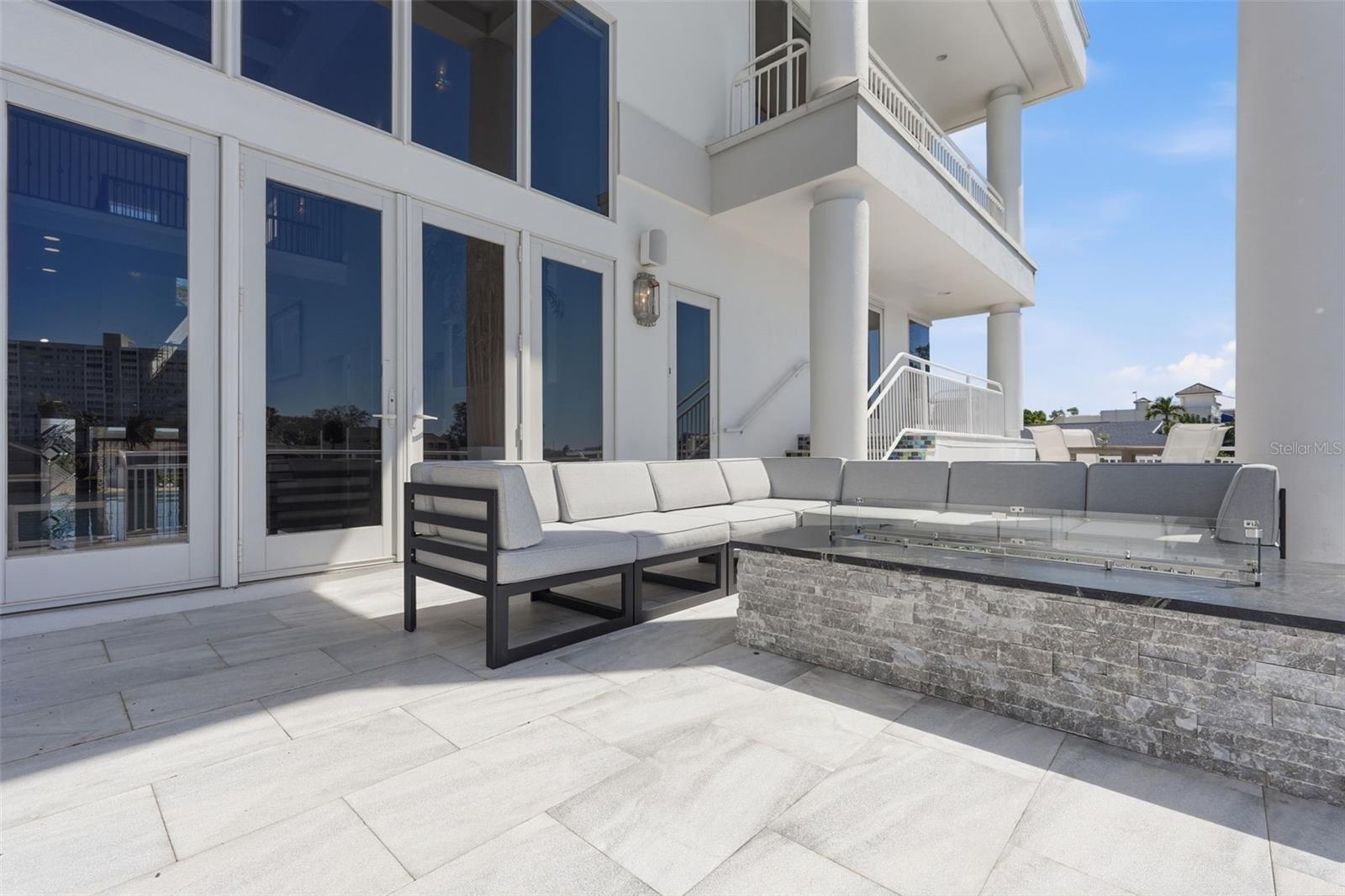 Image 81 of 84 For 42 Midway Island