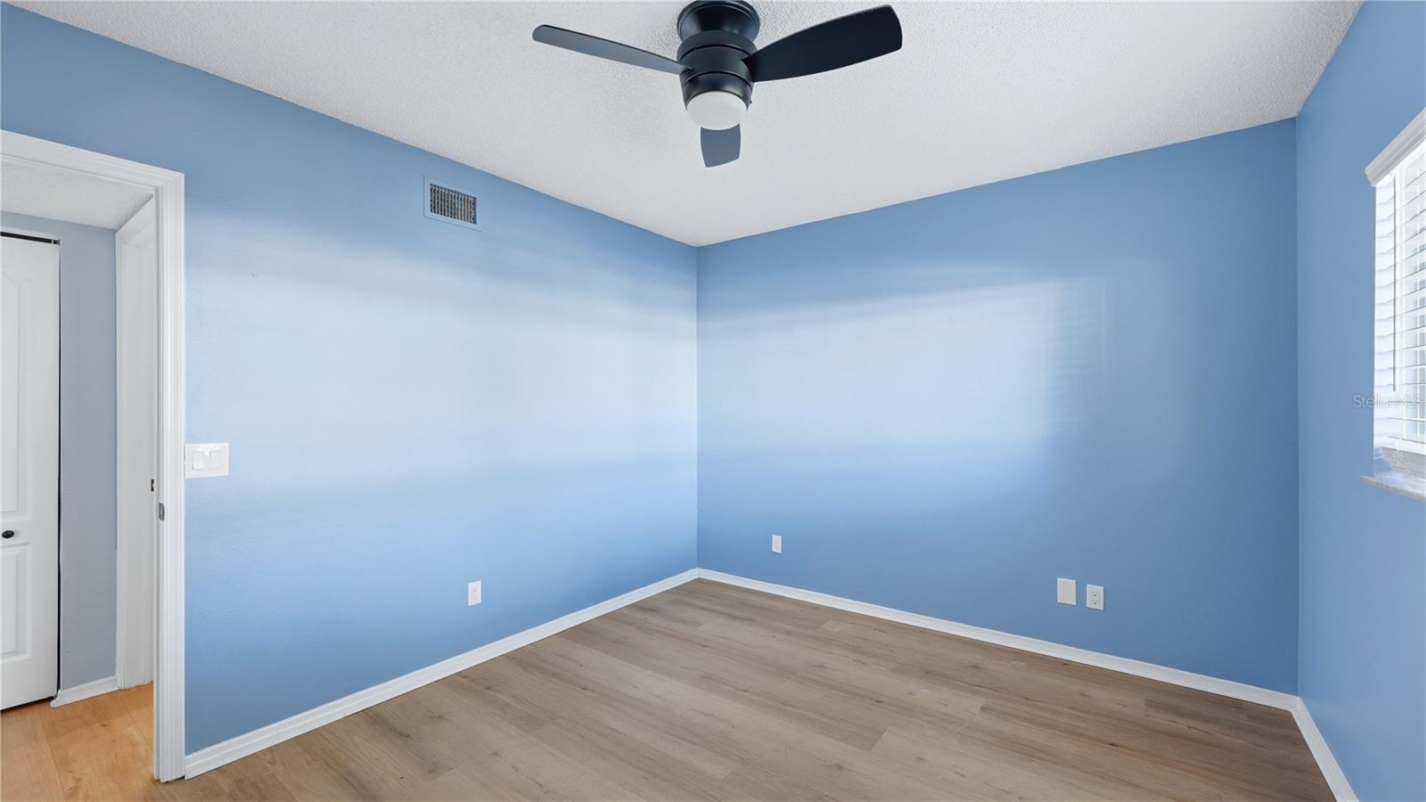 Image 11 of 35 For 2296 Monaco Ln  10