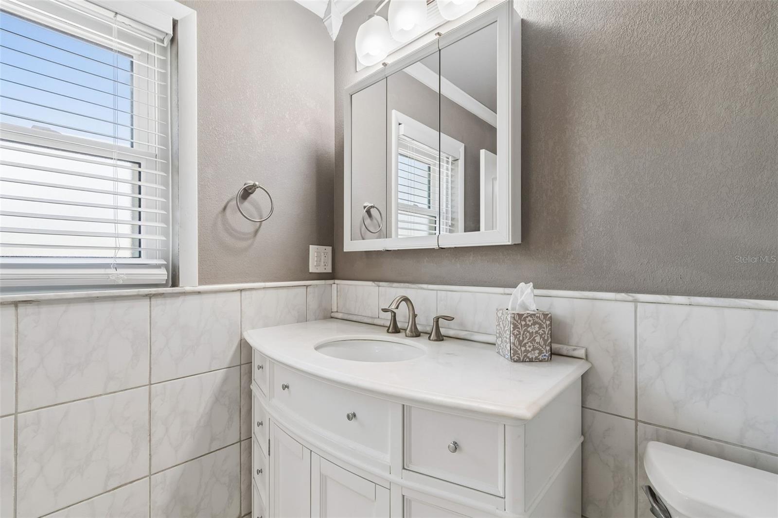 Listing photo id 28 for 11670 81st Place