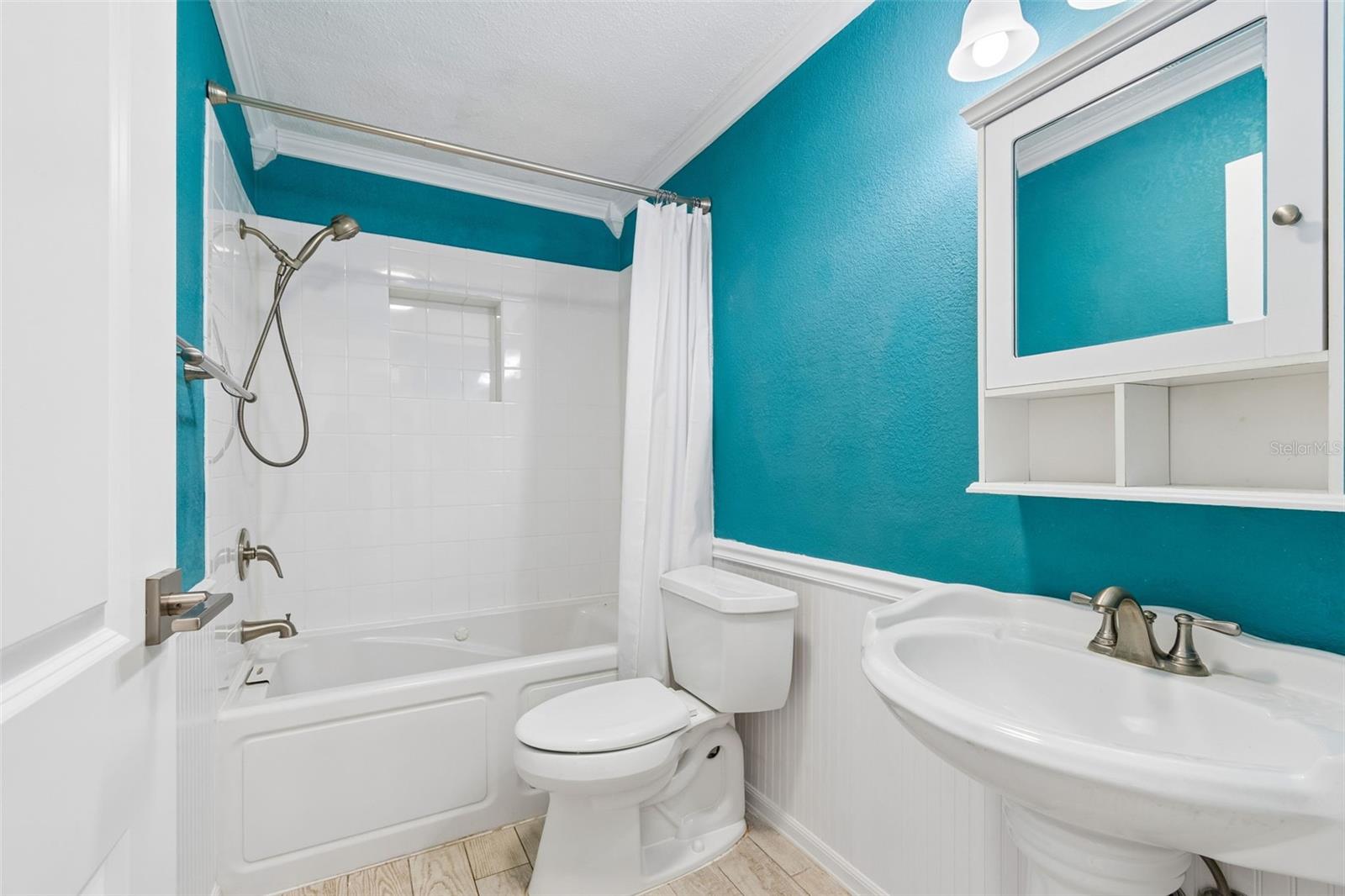 Listing photo id 31 for 11670 81st Place