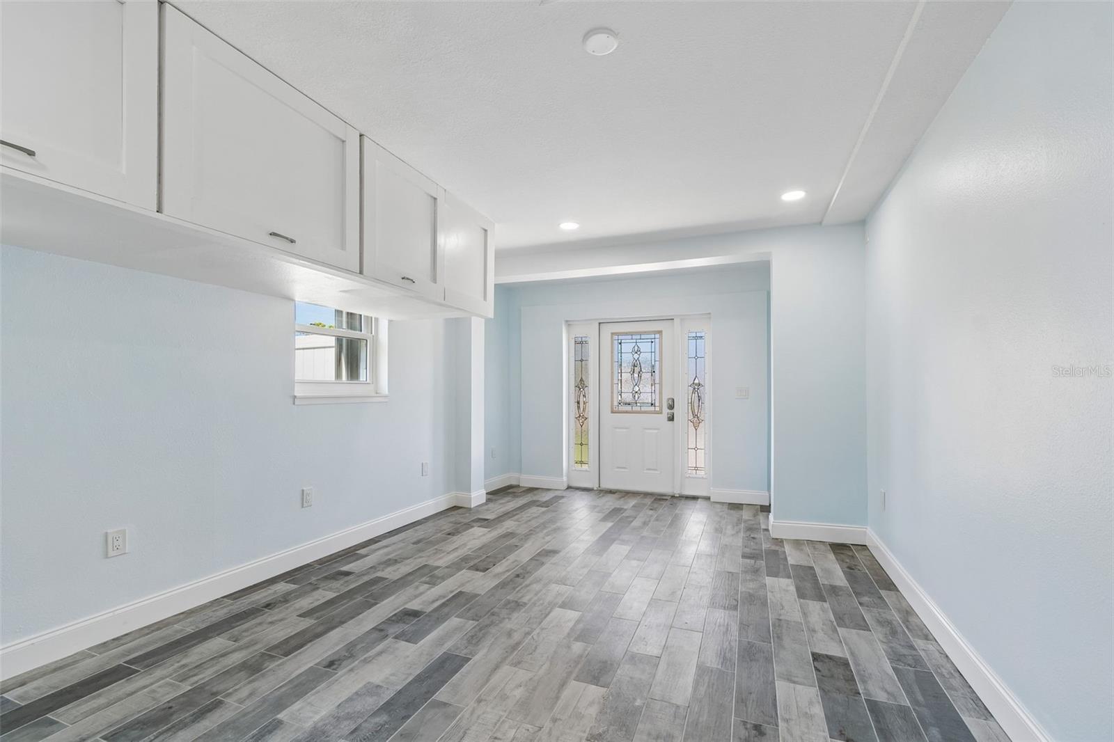 Listing photo id 33 for 11670 81st Place