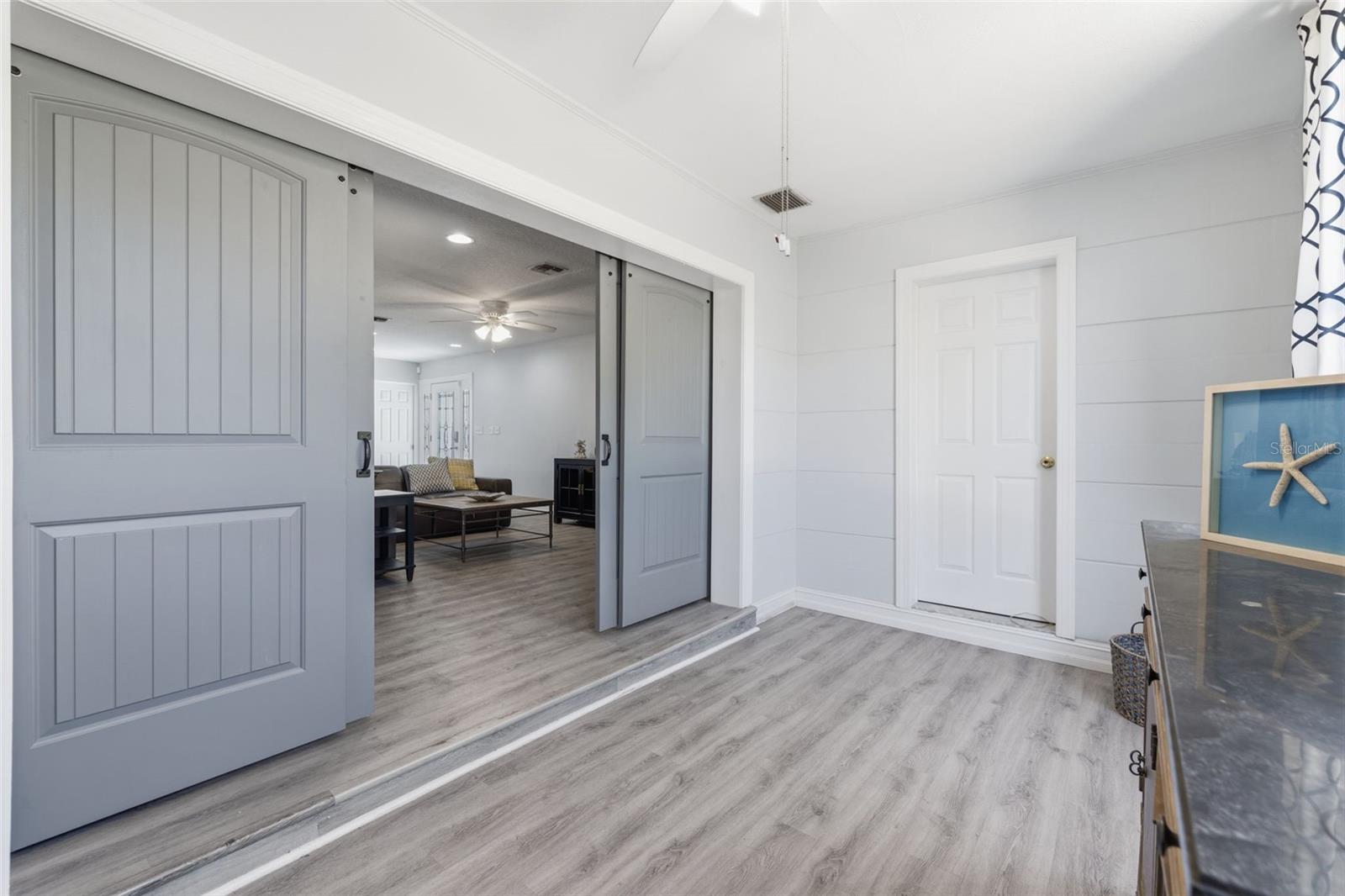 Image 13 of 45 For 4339 50th Avenue S