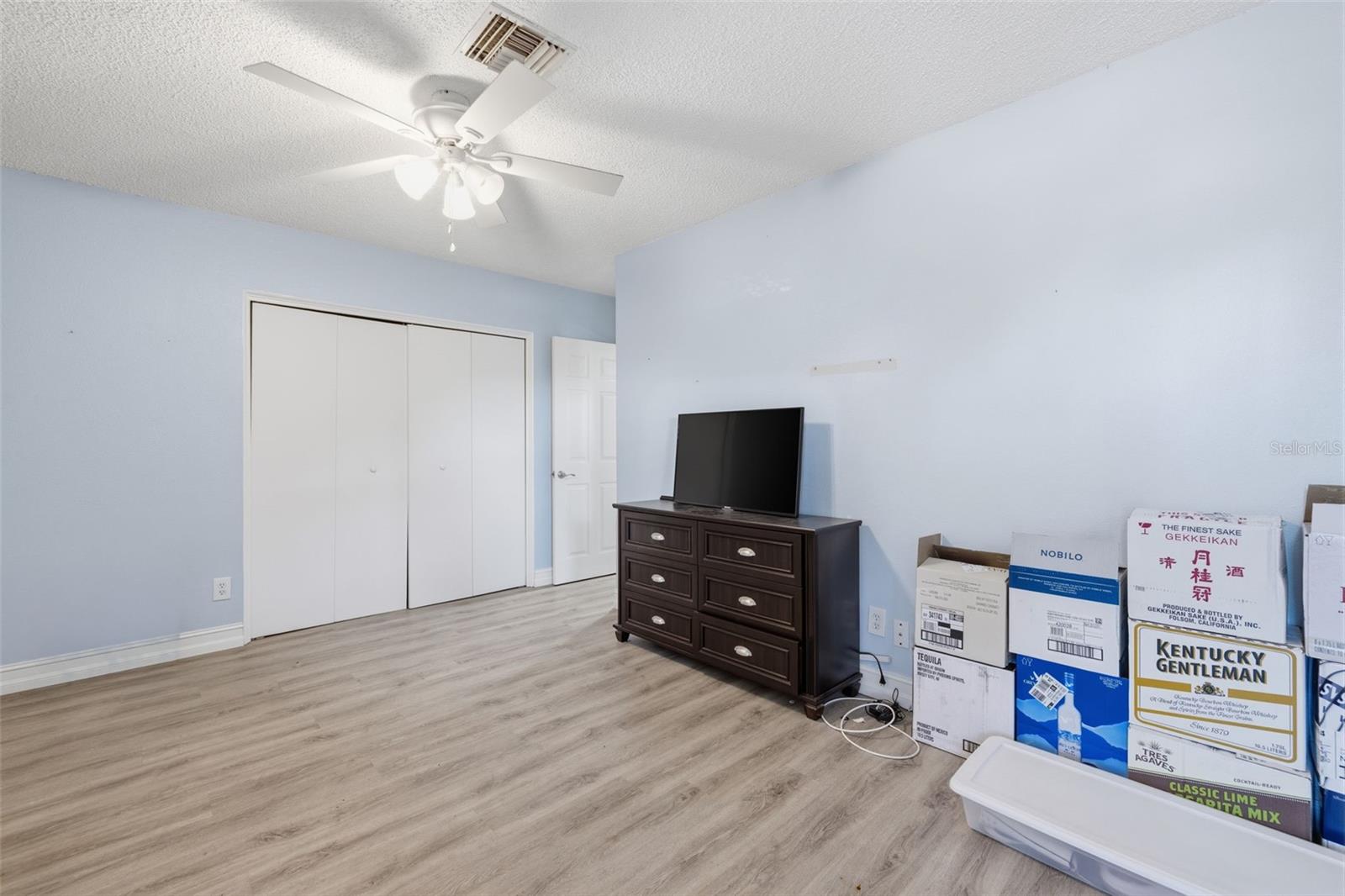 Image 16 of 45 For 4339 50th Avenue S