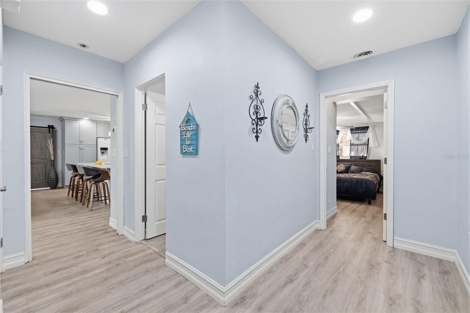 Image 19 of 45 For 4339 50th Avenue S