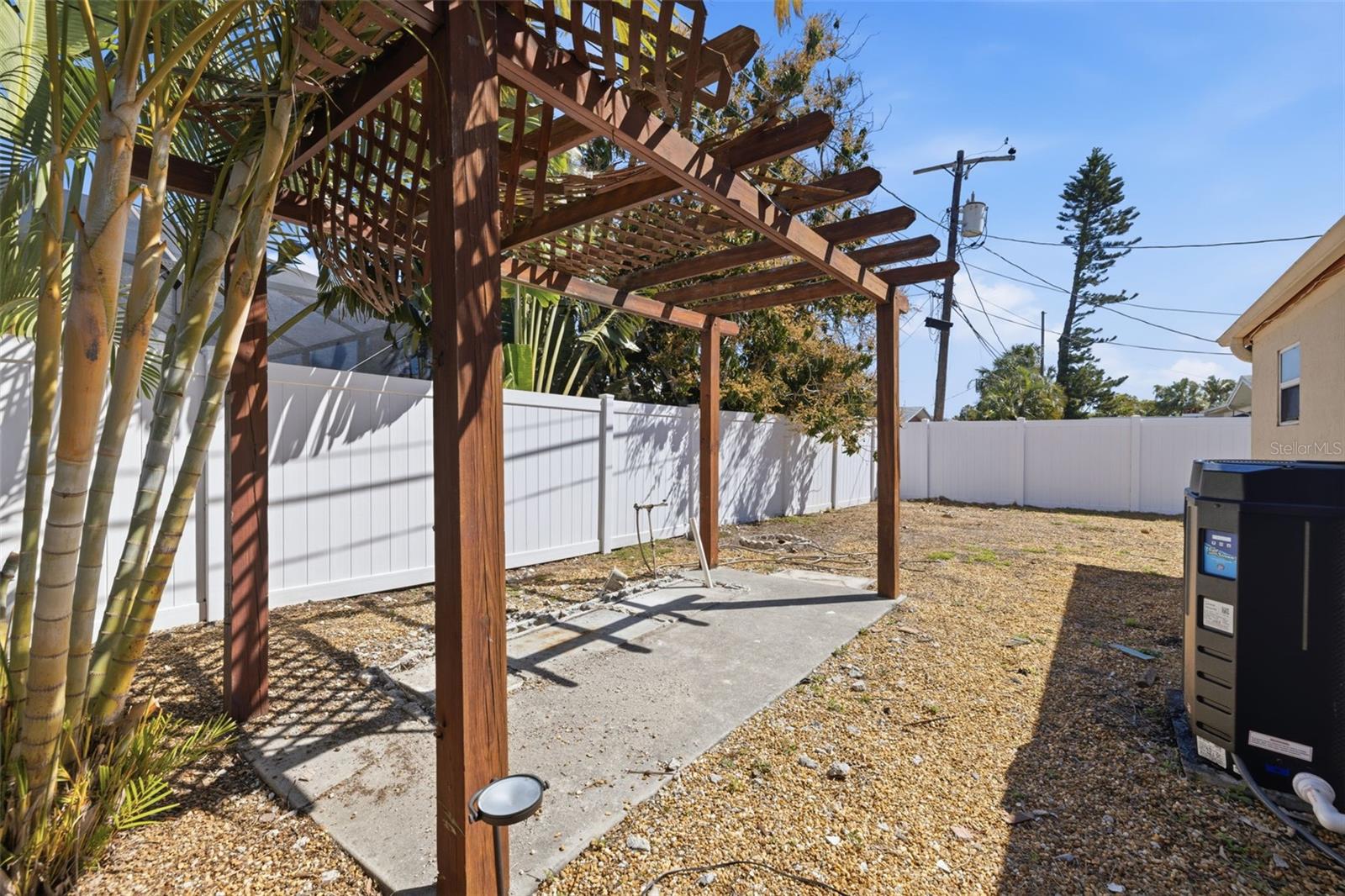 Image 30 of 45 For 4339 50th Avenue S