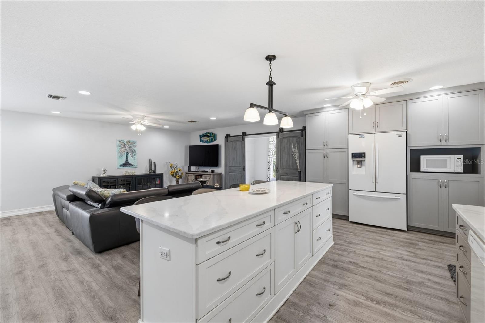 Image 9 of 45 For 4339 50th Avenue S