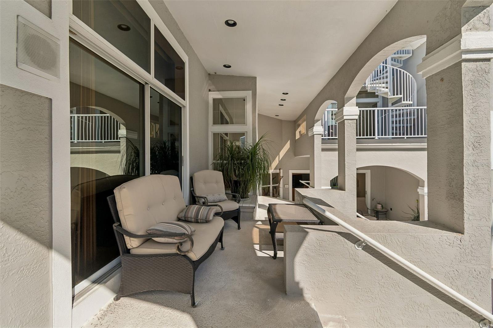 Image 16 of 47 For 816 Ponce De Leon Drive