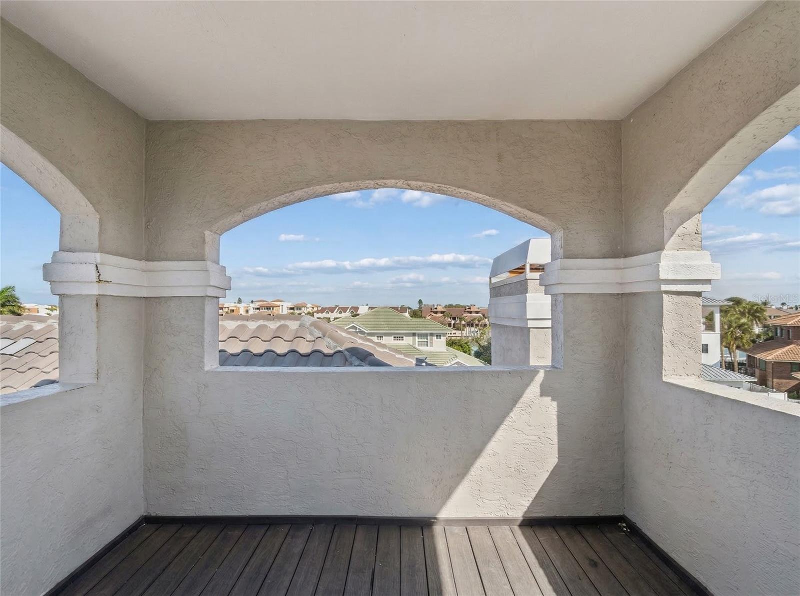 Image 26 of 47 For 816 Ponce De Leon Drive