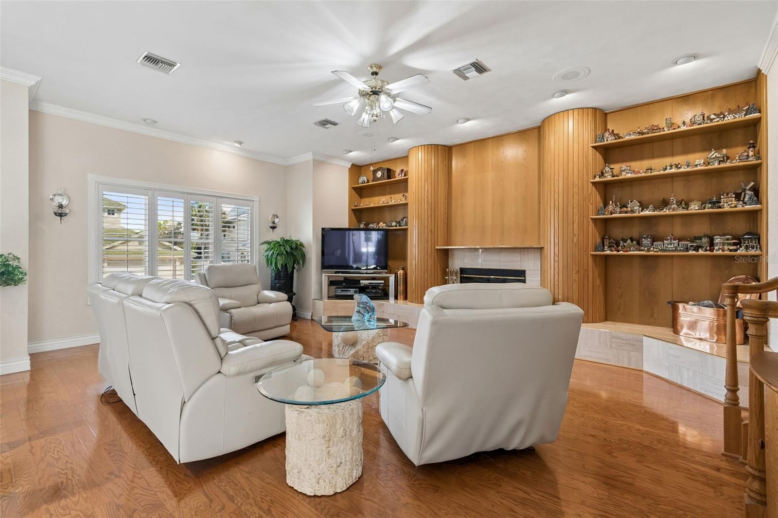 Image 33 of 47 For 816 Ponce De Leon Drive