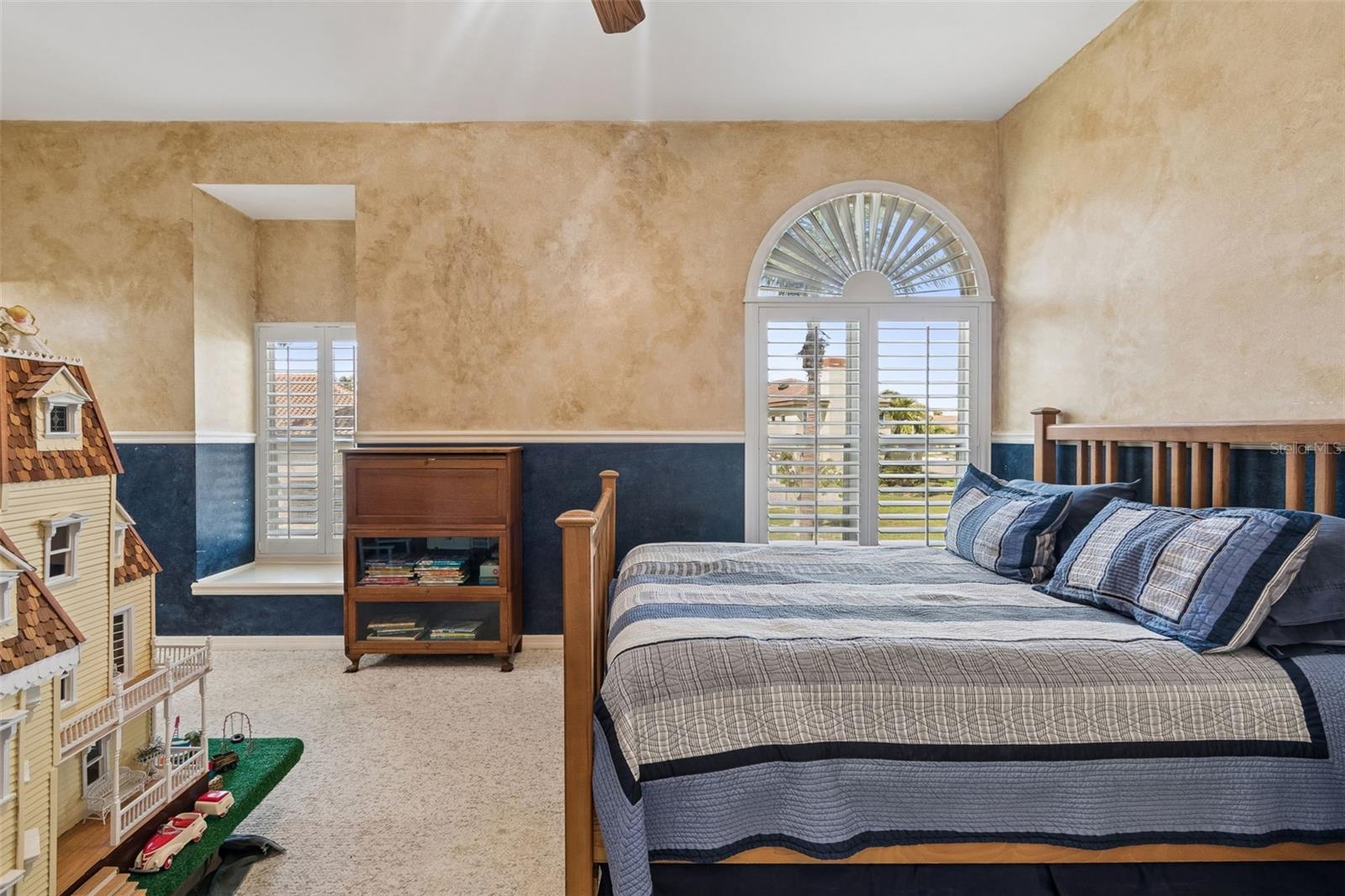 Image 40 of 47 For 816 Ponce De Leon Drive