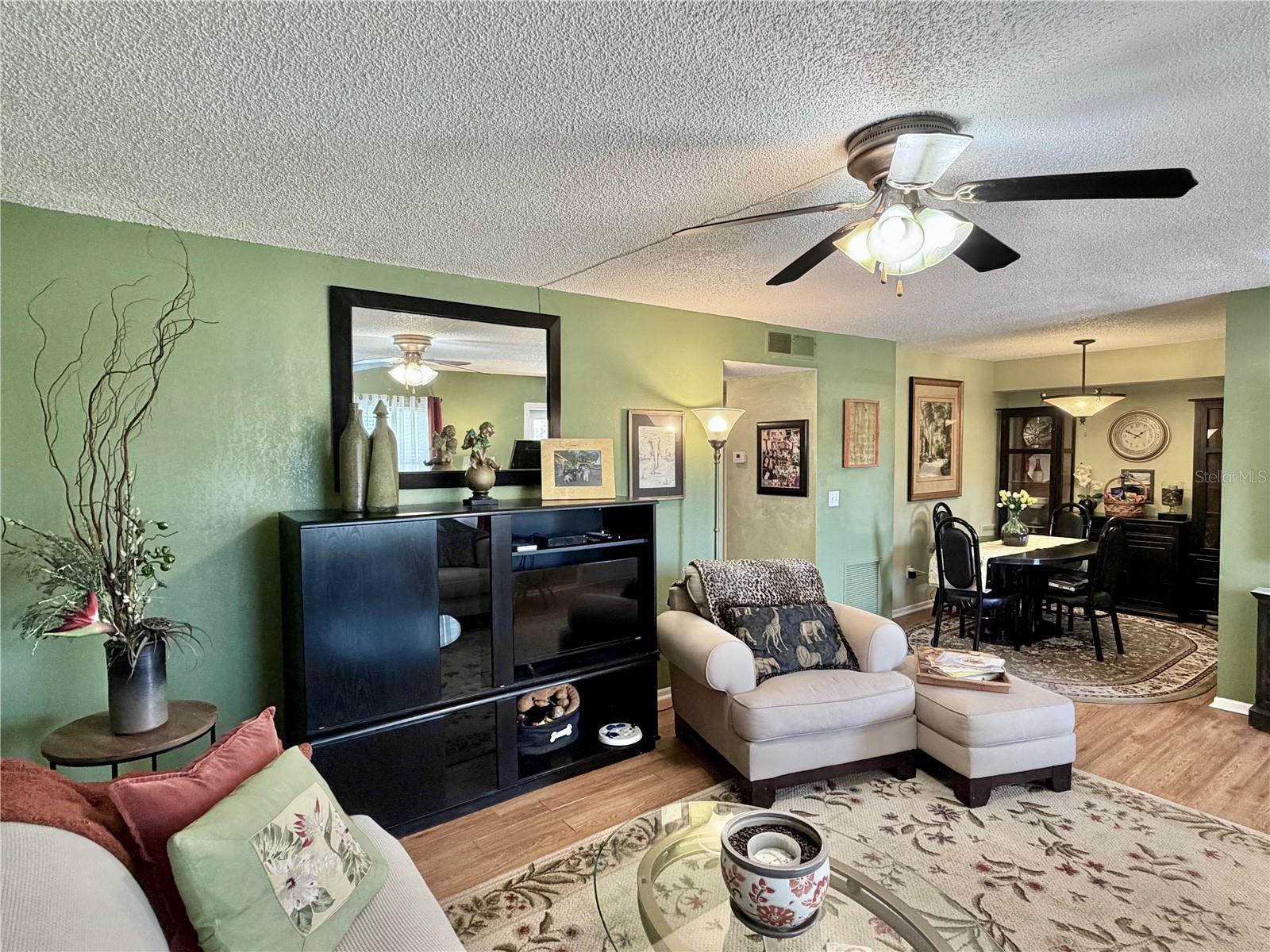 Image 5 of 40 For 4000 3rd Street N 302