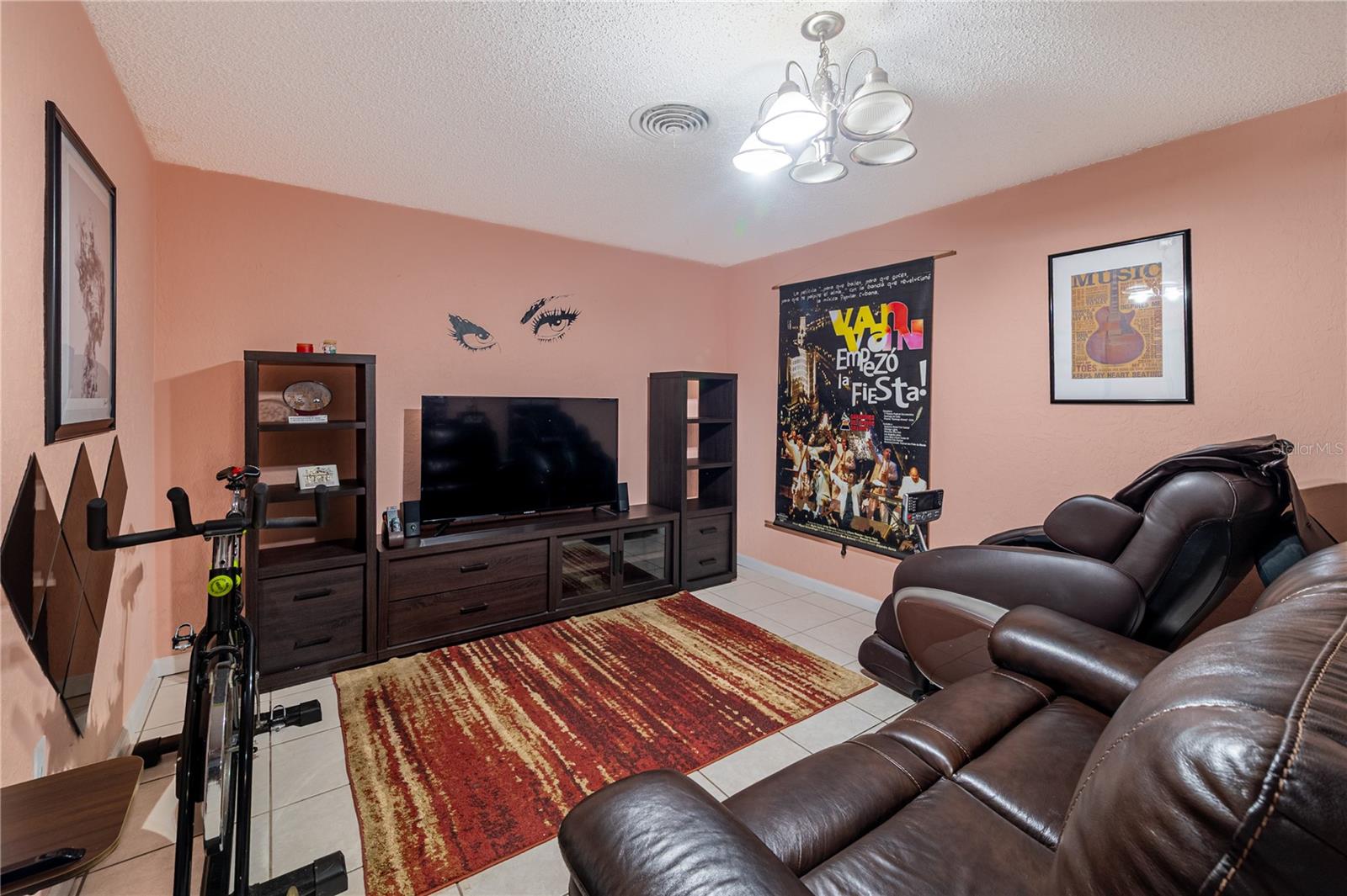 Image 12 of 36 For 7410 5th Avenue N